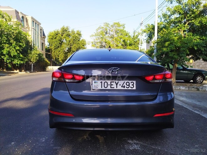 Hyundai Elantra 2017, 68,800 km - 1.6 l - Bakı