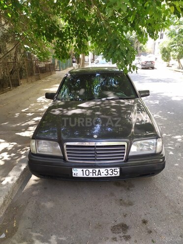 Mercedes C 220 1995, 256,000 km - 2.2 л - Bakı