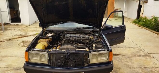 Mercedes 190 1990, 389,000 km - 2.0 l - Ağcabədi