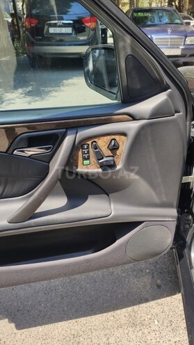 Mercedes E 240 2000, 341,027 km - 2.4 l - Bakı