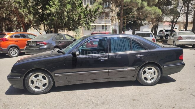 Mercedes E 240 2000, 341,027 km - 2.4 l - Bakı