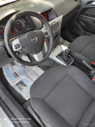 Opel Astra 2009, 178,850 km - 1.3 l - Bakı