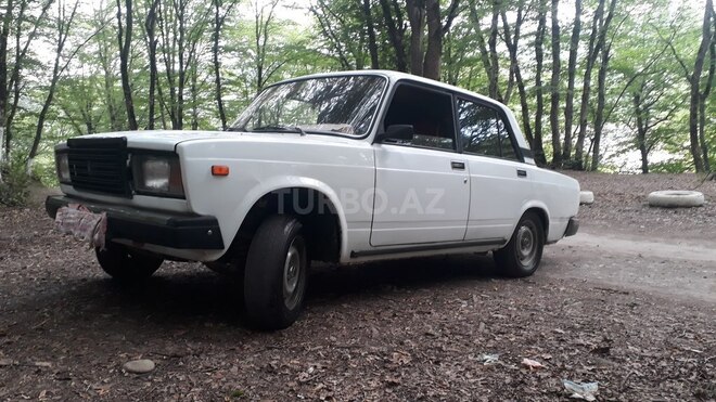LADA (VAZ) 2107 2000, 32,555 km - 1.6 l - Quba