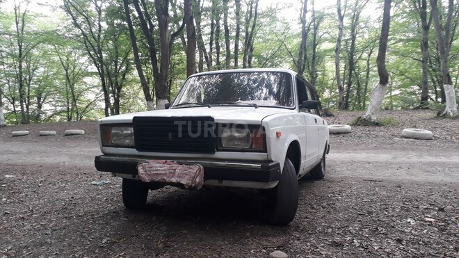 LADA (VAZ) 2107 2000, 32,555 km - 1.6 l - Quba