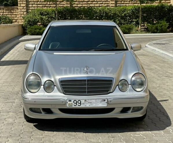 Mercedes E 220 2001, 277,000 km - 2.2 л - Bakı