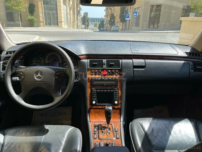 Mercedes E 220 2001, 277,000 km - 2.2 л - Bakı