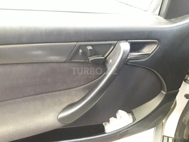 Mercedes C 200 1998, 203,208 km - 2.0 л - Bakı