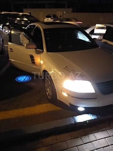 Volkswagen Passat 2003, 222,000 km - 1.8 l - Sumqayıt