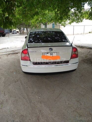 Volkswagen Passat 2003, 222,000 km - 1.8 l - Sumqayıt