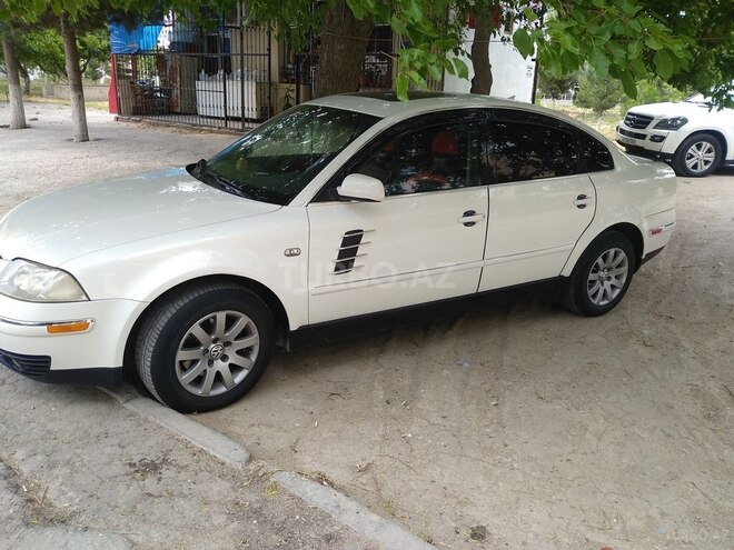 Volkswagen Passat 2003, 222,000 km - 1.8 l - Sumqayıt