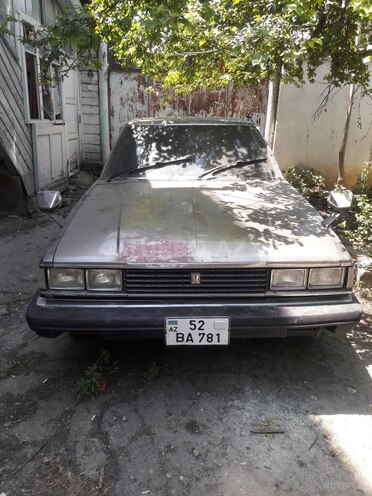 Toyota  1981, 74,000 km - 2.4 l - Qusar