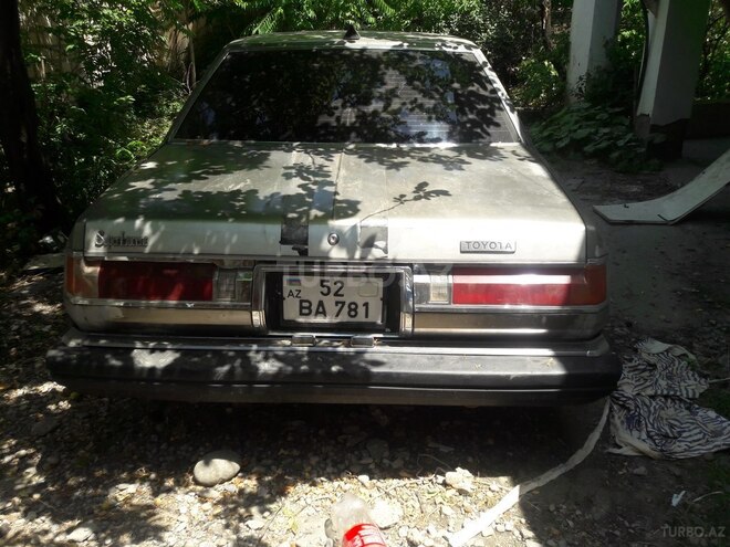 Toyota  1981, 74,000 km - 2.4 l - Qusar