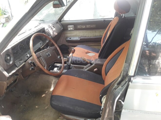 Toyota  1981, 74,000 km - 2.4 l - Qusar