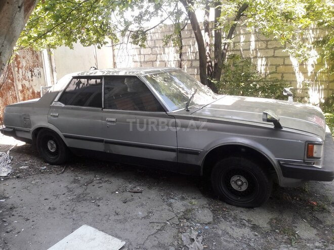 Toyota  1981, 74,000 km - 2.4 l - Qusar