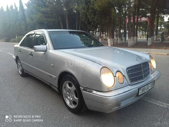 Mercedes E 220 1998, 346,700 km - 2.2 l - Sumqayıt