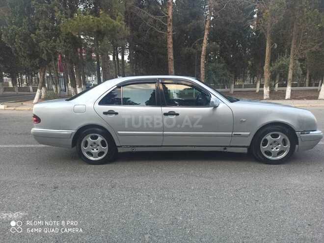 Mercedes E 220 1998, 346,700 km - 2.2 l - Sumqayıt
