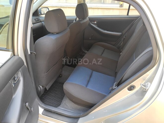 Toyota Corolla 2004, 199,878 km - 1.4 l - Bakı