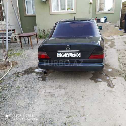 Mercedes E 300 1993, 280,947 km - 3.0 l - Bakı