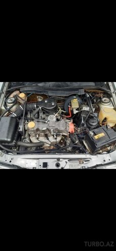 Opel Vectra 1994, 200,000 km - 1.8 l - Mingəçevir