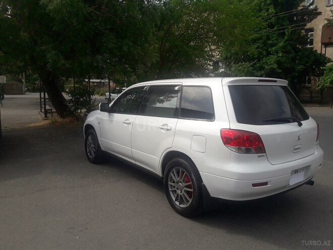 Mitsubishi Airtrek 2002, 200,565 km - 2.0 l - Bakı