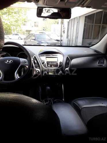 Hyundai ix35 2010, 175,000 km - 2.0 l - Bakı