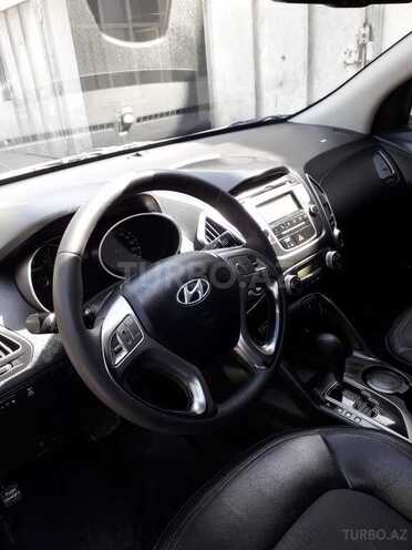 Hyundai ix35 2010, 175,000 km - 2.0 l - Bakı