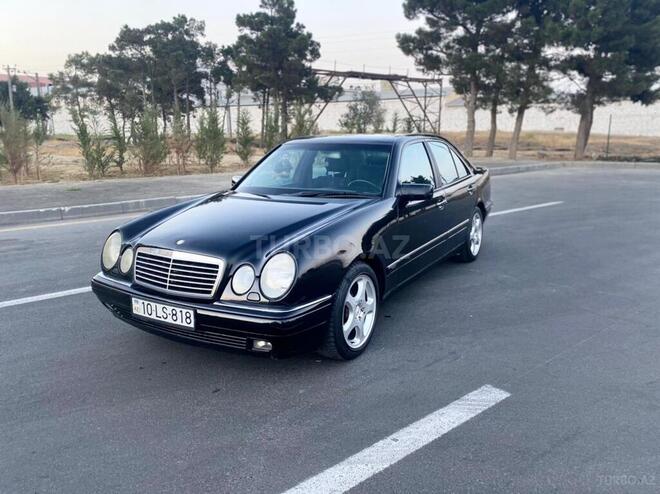 Mercedes E 240 1999, 220,000 km - 2.4 л - Bakı