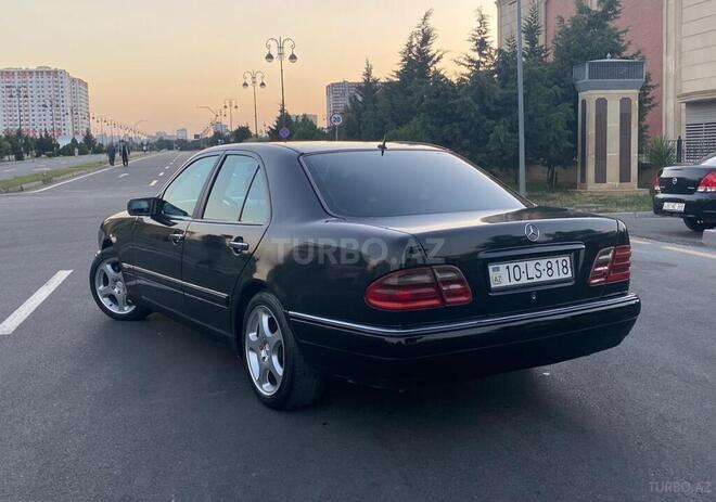 Mercedes E 240 1999, 220,000 km - 2.4 л - Bakı