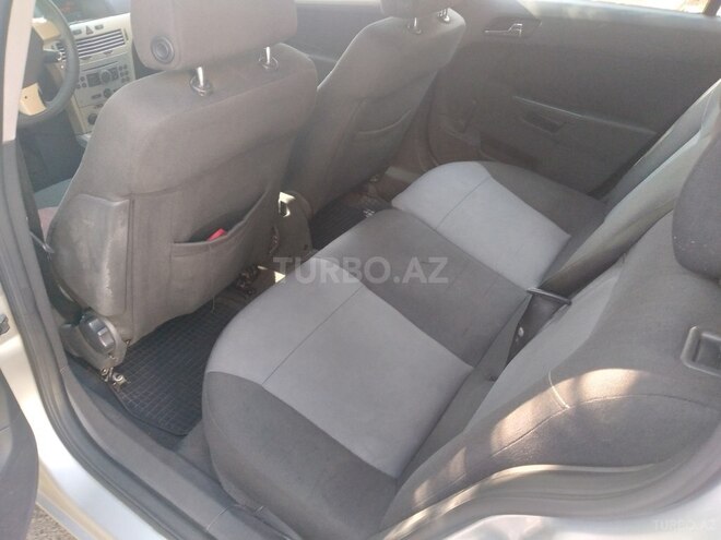 Opel Astra 2008, 245,000 km - 1.9 л - Bakı