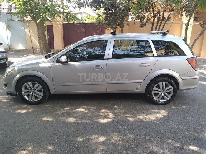 Opel Astra 2008, 245,000 km - 1.9 л - Bakı