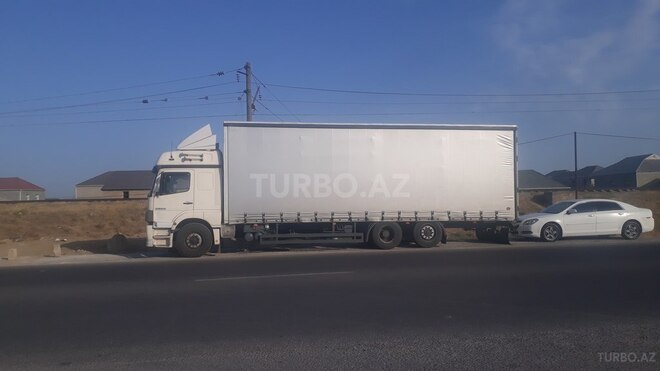 Mercedes Atego 2528 2001, 736,405 km - 6.4 l - Bakı