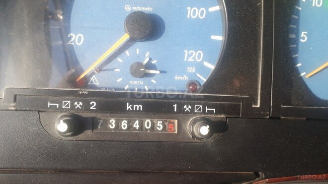 Mercedes Atego 2528 2001, 736,405 km - 6.4 l - Bakı