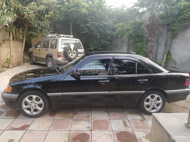 Mercedes C 230 1999, 245,789 km - 2.3 л - Bakı