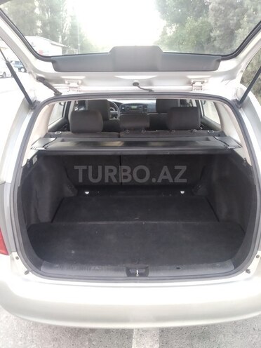 Toyota Corolla 2006, 295,426 km - 1.4 л - Bakı