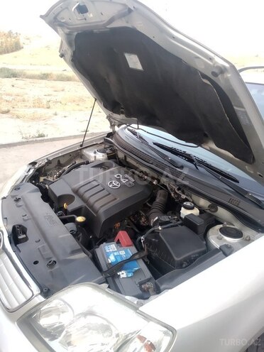 Toyota Corolla 2006, 295,426 km - 1.4 л - Bakı