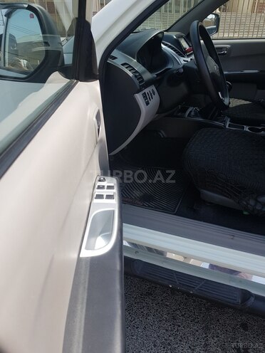 Mitsubishi L200 2015, 114,307 km - 2.5 л - Bakı