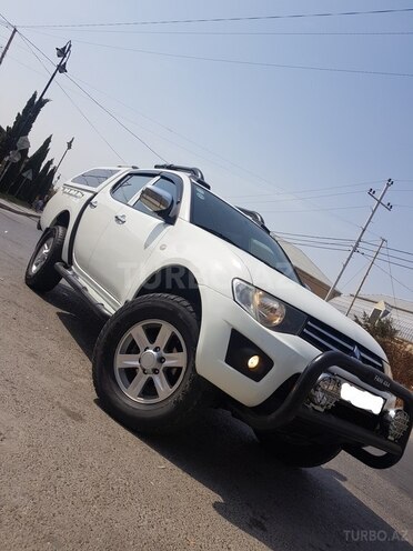 Mitsubishi L200 2015, 114,307 km - 2.5 л - Bakı