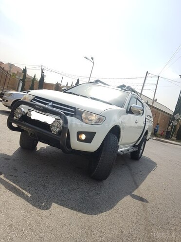 Mitsubishi L200 2015, 114,307 km - 2.5 л - Bakı