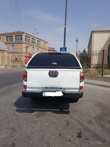 Mitsubishi L200 2015, 114,307 km - 2.5 л - Bakı