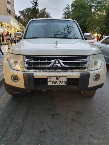 Mitsubishi Pajero 2008, 161,000 km - 3.8 l - Bakı