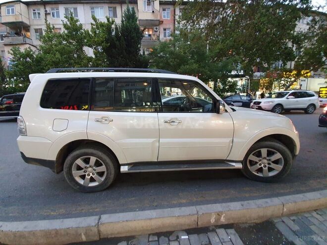 Mitsubishi Pajero 2008, 161,000 km - 3.8 l - Bakı