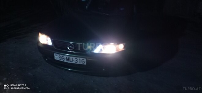 Opel Vectra 1995, 298,526 km - 1.8 l - Zaqatala