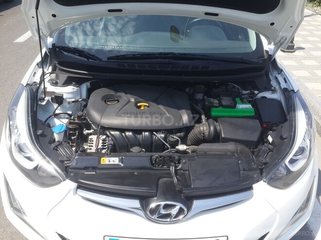 Hyundai Elantra 2015, 88,666 km - 1.8 l - Bakı