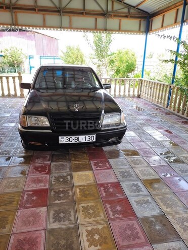 Mercedes C 200 1998, 330,000 km - 2.0 l - İmişli