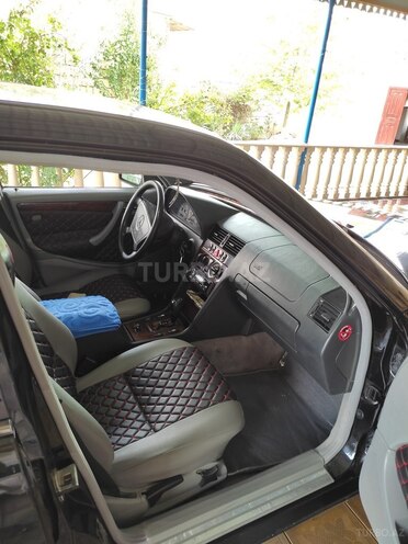 Mercedes C 200 1998, 330,000 km - 2.0 l - İmişli