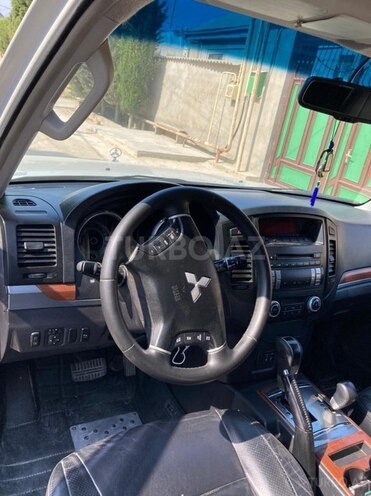 Mitsubishi Pajero 2007, 190,000 km - 3.0 l - Bakı