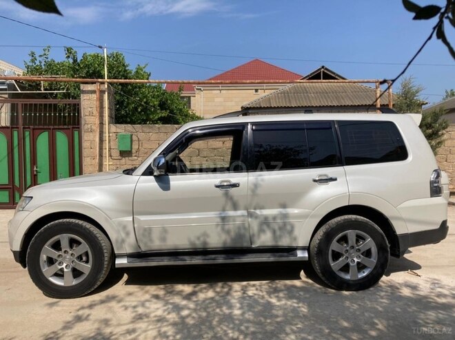 Mitsubishi Pajero 2007, 190,000 km - 3.0 l - Bakı