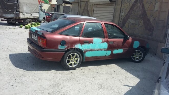 Opel Vectra 1993, 299,999 km - 1.8 l - Bakı