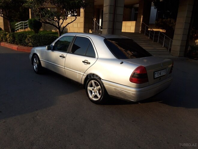 Mercedes C 180 1995, 213,000 km - 1.8 л - Bakı