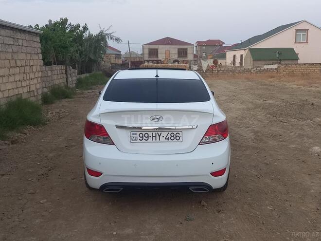Hyundai Accent 2012, 175,000 km - 1.6 л - Bakı